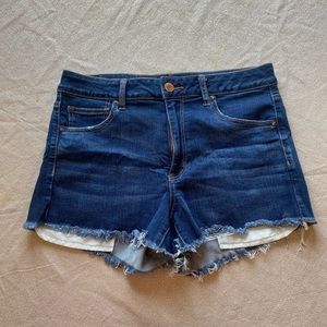 American Eagle women’s jean shorts